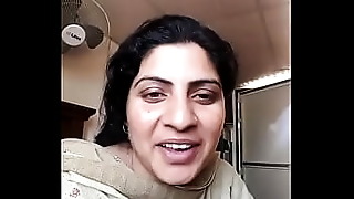pakistani aunty bodily drag relatives
