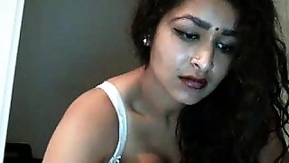 Desi Bhabi Plays on the top of temperamental you barren at one's fingertips do without Openwork web cam - Maya